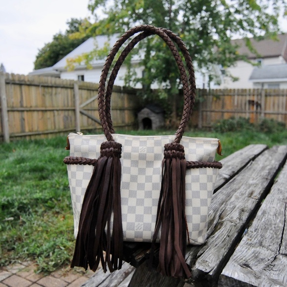 Louis Vuitton Totally PM Damier Azur Revamp with Fringe - Picture 4 of 7